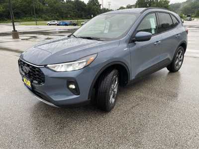 2025 Ford Escape, $33062.15. Photo 5