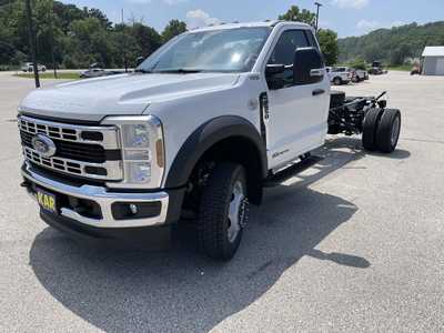 2025 Ford F450-8000, $74087.90. Photo 5