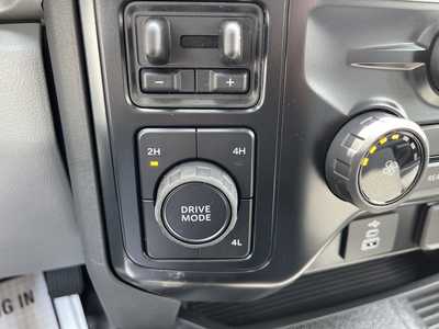 2025 Ford F450-8000, $76415.90. Photo 12