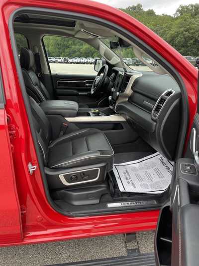 2022 RAM 1500 Crew Cab, $42599.00. Photo 12