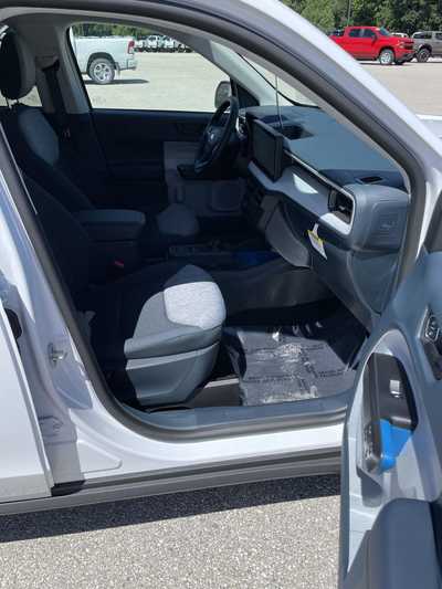 2025 Ford Maverick, $34125.78. Photo 12