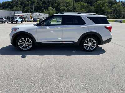 2021 Ford Explorer, $32000.00. Photo 6