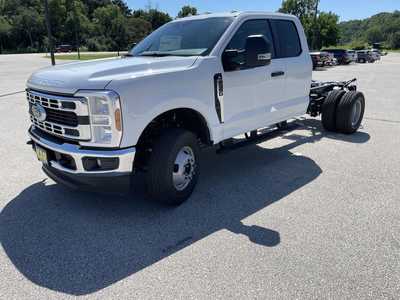 2025 Ford F350 Ext Cab, $58624.68. Photo 5