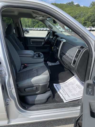 2019 RAM 1500 Crew Cab, $20999.00. Photo 12