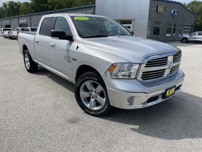 2019 RAM 1500 Crew Cab, $20999.00. Photo 3