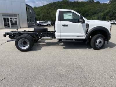 2025 Ford F450-8000, $73663.90. Photo 2
