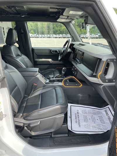 2022 Ford Bronco, $43000.00. Photo 12