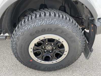 2022 Ford Bronco, $43000.00. Photo 8