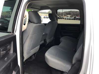 2017 RAM 3500 Crew Cab, $35999.00. Photo 12