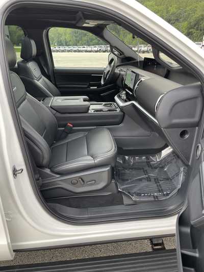 2025 Ford Expedition Max, $86094.30. Photo 11