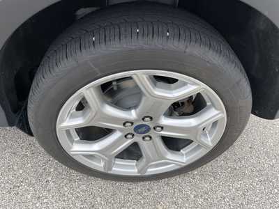 2019 Ford Escape, $19699.00. Photo 8