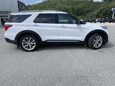 2021 Ford Explorer, $33000.00. Photo 2