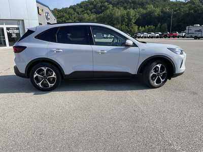 2025 Ford Escape, $35084.15. Photo 2