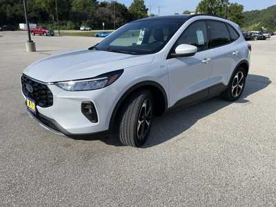 2025 Ford Escape, $35084.15. Photo 5