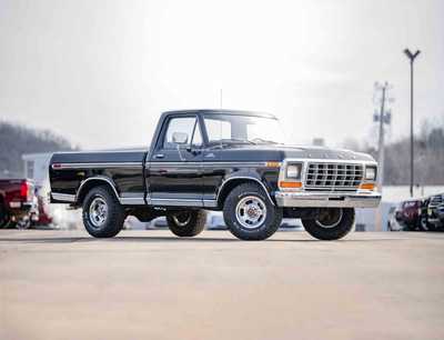 1979 Ford F150 Reg Cab, $32500.00. Photo 1