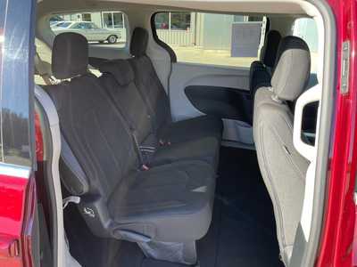 2017 Chrysler Pacifica, $15900.00. Photo 11