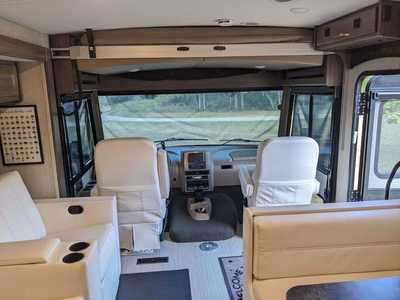 2022 Winnebago Adventurer 29B, $138000.00. Photo 6