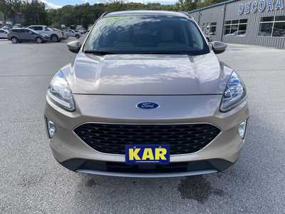 2020 Ford Escape, $21699.00. Photo 4