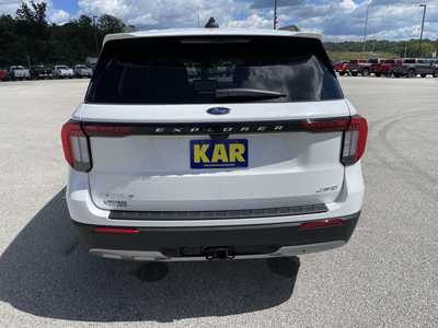 2025 Ford Explorer, $48191.75. Photo 7