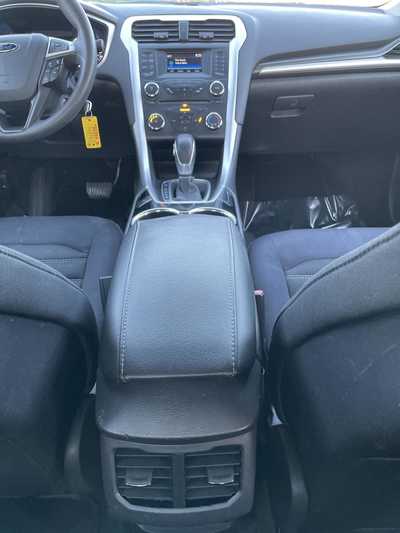 2015 Ford Fusion, $9599.00. Photo 12