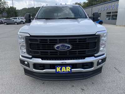 2026 Ford F350 Crew Cab, $76310.00. Photo 4