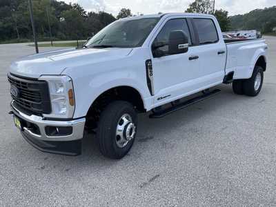 2026 Ford F350 Crew Cab, $76310.00. Photo 5