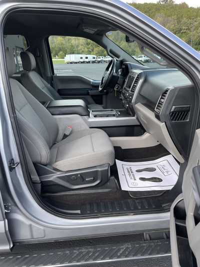 2020 Ford F150 Crew Cab, $33799.00. Photo 12