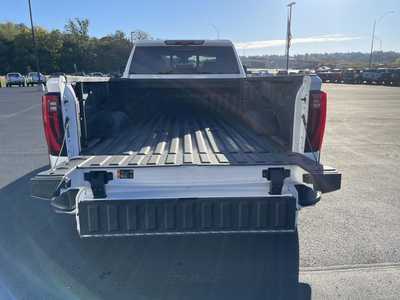 2024 GMC 3500 Crew Cab, $76000.00. Photo 10