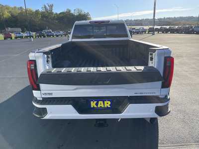 2024 GMC 3500 Crew Cab, $76000.00. Photo 11
