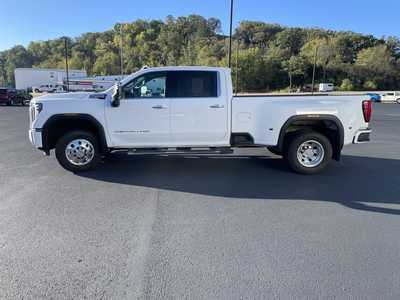 2024 GMC 3500 Crew Cab, $76000.00. Photo 6