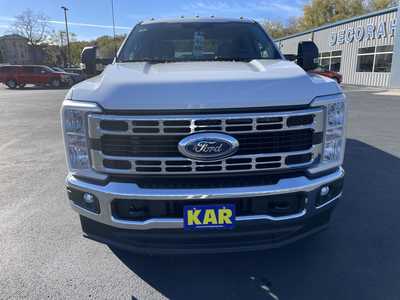 2026 Ford F350 Crew Cab, $75995.00. Photo 4
