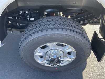 2026 Ford F350 Crew Cab, $75995.00. Photo 9