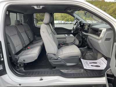 2023 Ford F350 Ext Cab, $40000.00. Photo 12