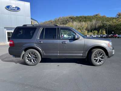 2017 Ford Expedition, $18599.00. Photo 2