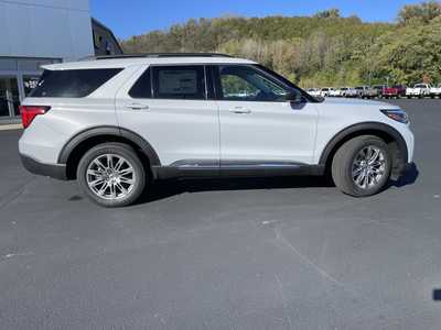 2025 Ford Explorer, $47879.75. Photo 2