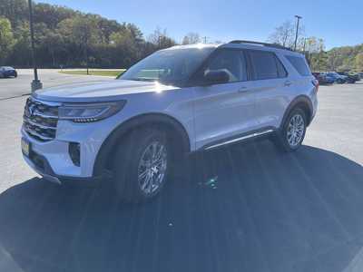 2025 Ford Explorer, $47879.75. Photo 5