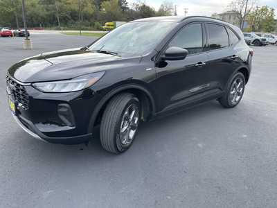 2025 Ford Escape, $33636.00. Photo 5