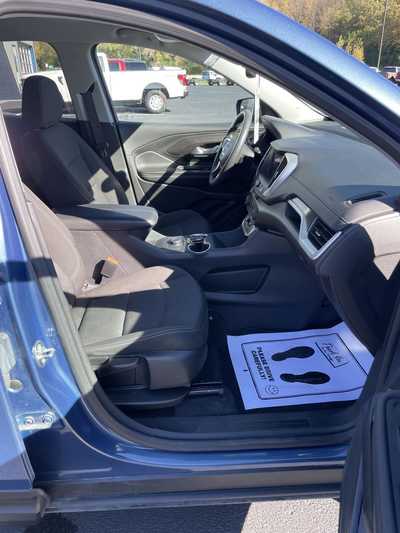 2024 GMC Terrain, $23699.00. Photo 11