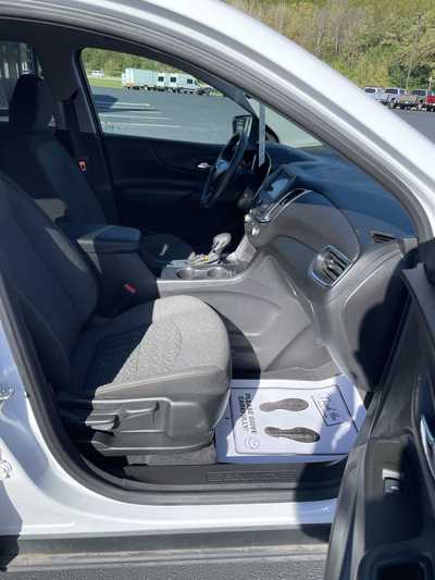 2024 Chevrolet Equinox, $22999.00. Photo 11