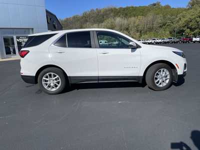 2024 Chevrolet Equinox, $22999.00. Photo 2