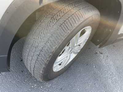 2024 GMC Terrain, $23999.00. Photo 9