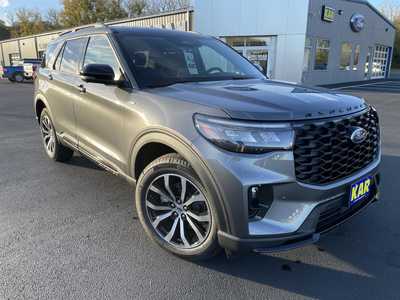 2025 Ford Explorer, $46630.75. Photo 3