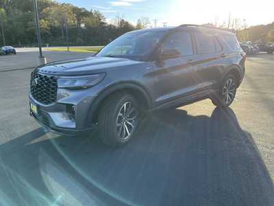 2025 Ford Explorer, $46630.75. Photo 5