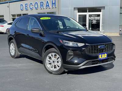 2024 Ford Escape, $22699.00. Photo 3