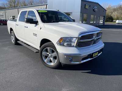2018 RAM 1500 Crew Cab, $18799.00. Photo 3