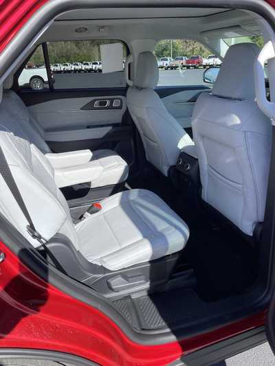 2026 Ford Explorer, $59575.00. Photo 12