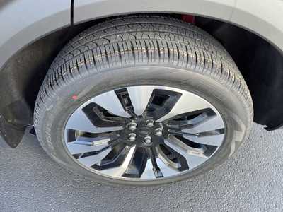 2026 Ford Explorer, $59575.00. Photo 8