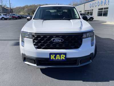 2025 Ford Maverick, $34632.75. Photo 4