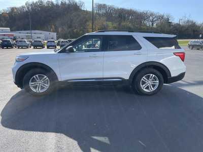 2021 Ford Explorer, $28000.00. Photo 6