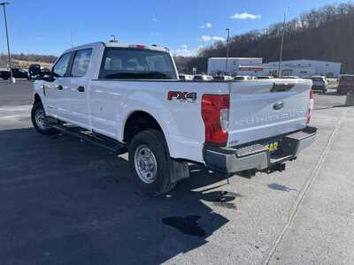 2020 Ford F350 Crew Cab, $39000.00. Photo 7